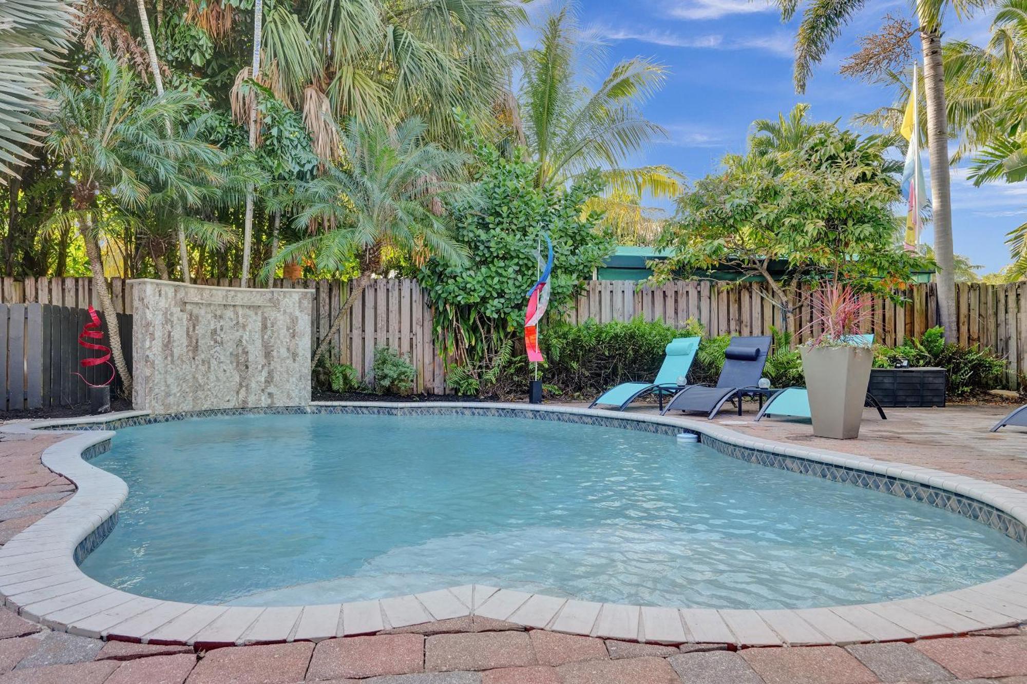 Kiki Grand Suite - Men'S Clothing Optional Guest Houses ฟอร์ต ลอเดอร์เดล ภายนอก รูปภาพ